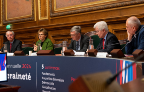 Une conférence en présence de Gilles Pison (INED), Marie-Laure Denis (CNIL), Edmond Honorat (Conseil d’Etat), Jean-David Lévitte (diplomate) et Antoine Petit (CNRS)